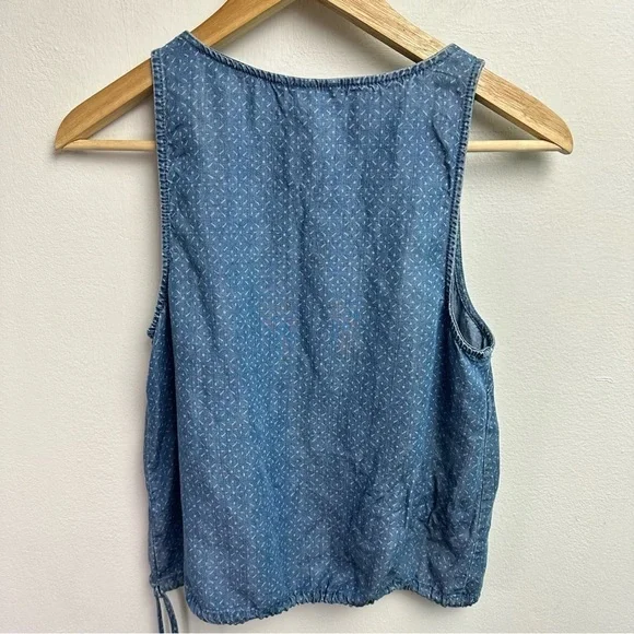 Universal Thread Size Small Drawstring Chambray Patterned Tank Top - Picture 3 of 7